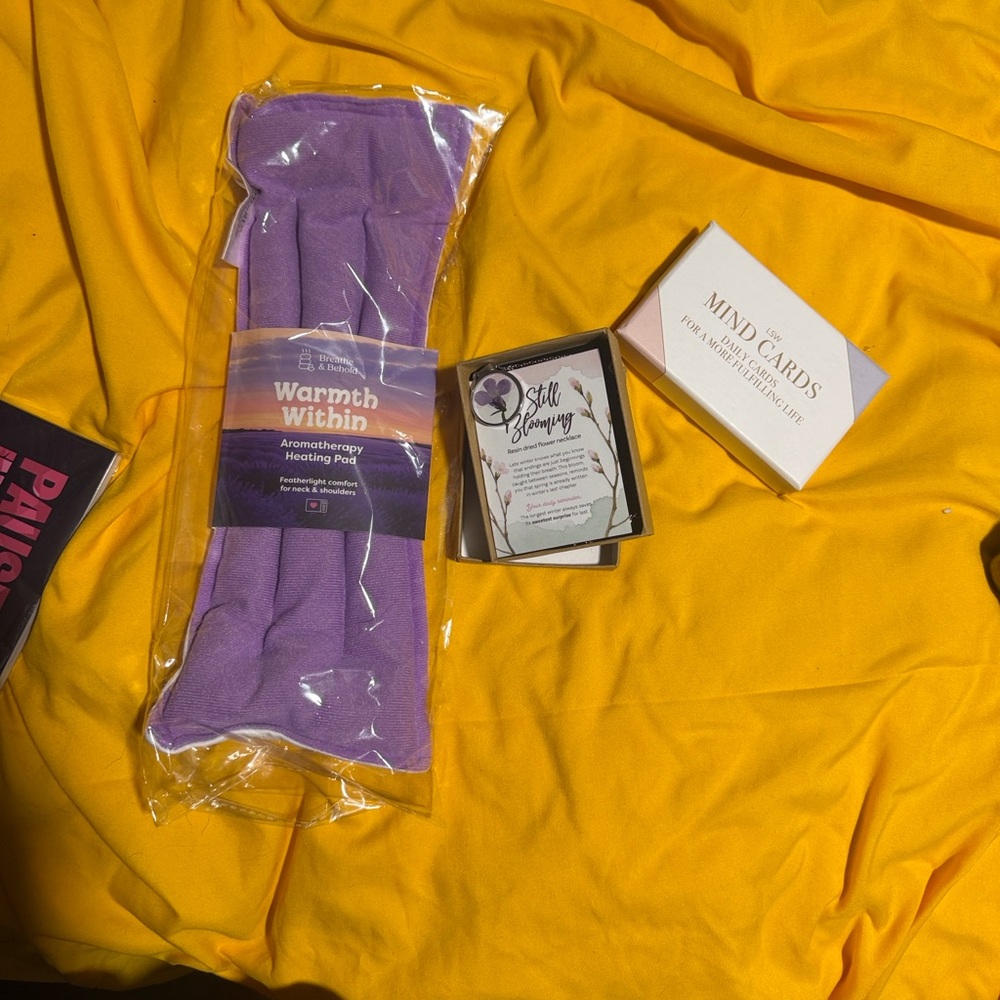 Zen Wellness Bundle: Lavender Heating Pad, Mind Cards & Flower Necklace